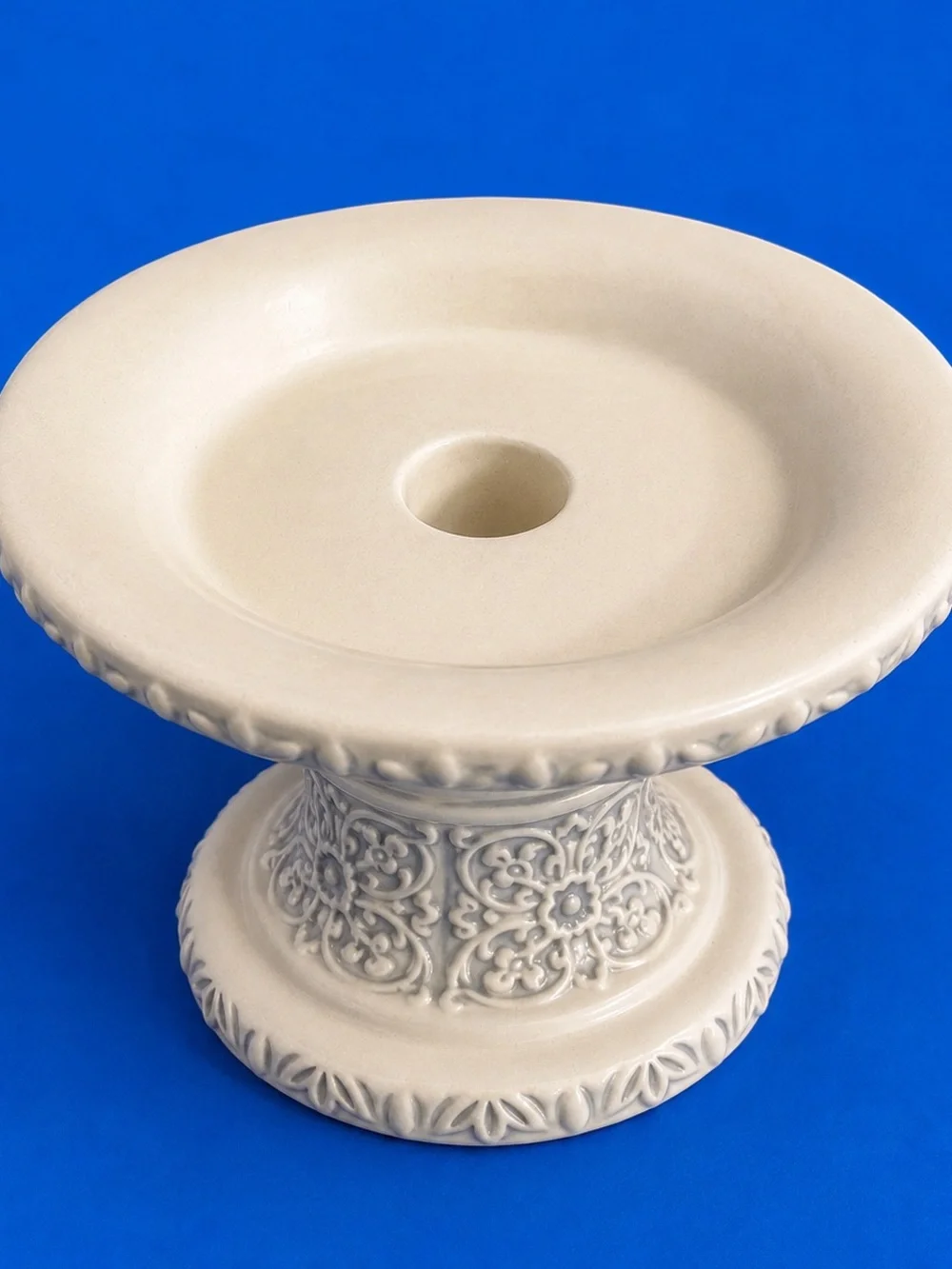 Ivory Ceramic Pedestal Candle Holder / Decorative Display Stand